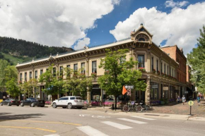 The Residence Hotel